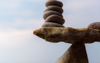 Rates, Oil, and Resilience: The Market's Balancing Act